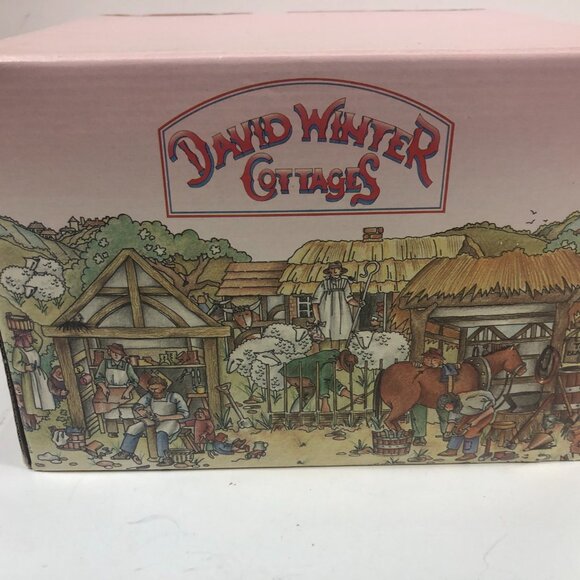 Vintage David Winter Cottages 1993 Welsh Collection Y DDRAIG GOCH Original box - Picture 3 of 16